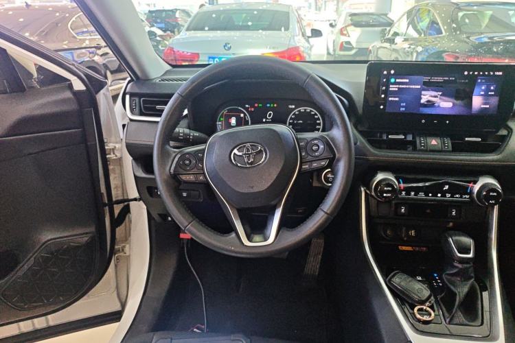 Used Toyota RAV4 2024 Dual-Motor 2.5L E-CVT Two-Wheel Drive Elite Plus Edition
