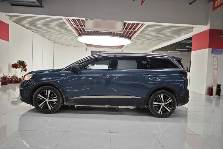 Used Peugeot 5008 2017 350THP 7-Seater Elite Edition
