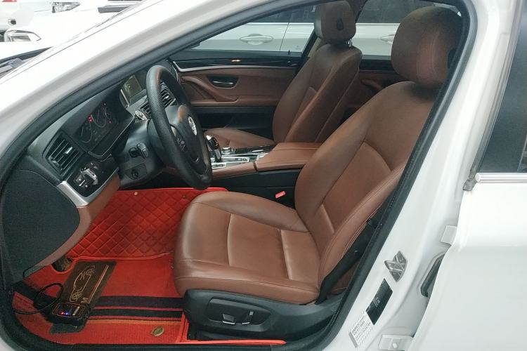 Used BMW 5 Series 2017 520Li Elegant Edition
