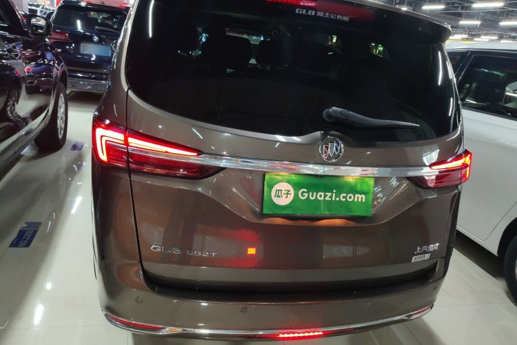 Used Buick GL8 2021 Land Cruiser Executive Class 652T Luxury Model
