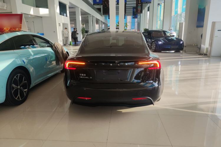 Used Tesla Model 3 2023 Rear-Wheel-Drive Version