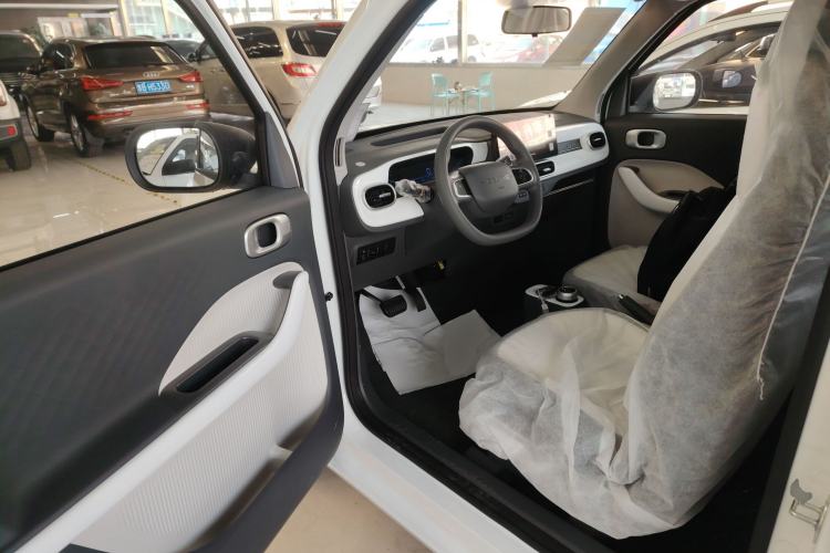 Used  Panda 2025 210 km – Yuanqi Bear
