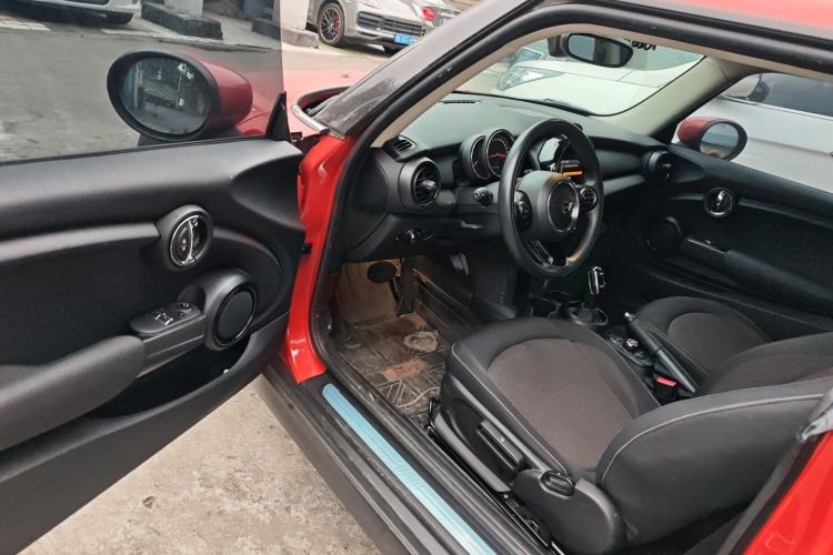 Used  MINI 2021 1.5T ONE