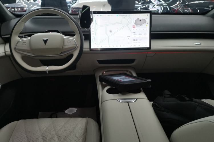 Used  S07 2023 S7i 200Max Extended-Range Model
