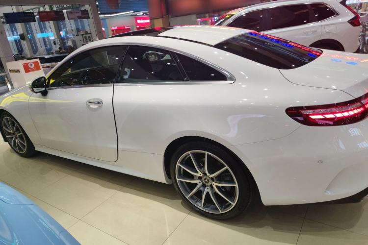 Used Mercedes-Benz E-Class 2021 E 260 Coupe