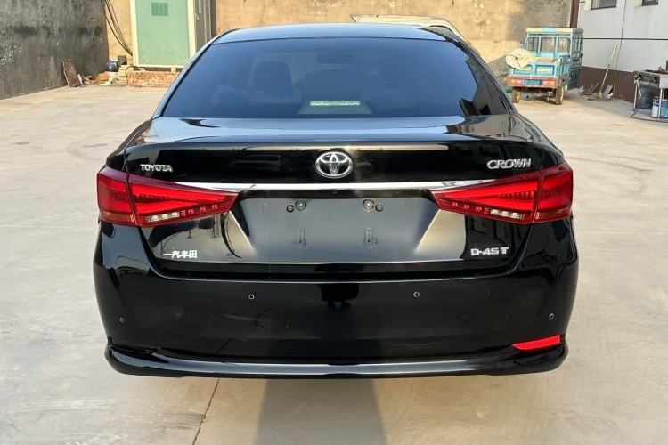 Used Toyota Crown 2015 2.0T Fashion Edition
