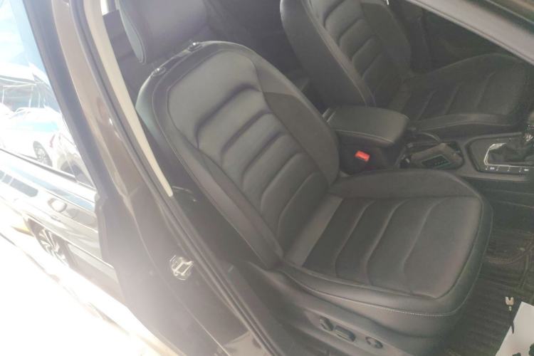 Used Volkswagen Tiguan L 2018 330TSI Automatic Two-Wheel Drive Luxury Edition
