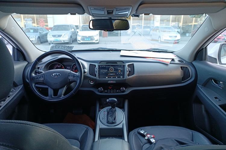 Used Kia Sportage R 2015 2.0L Automatic Two-Wheel Drive DLX Model
