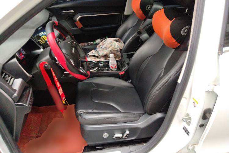 Used Haval H6 2017 Blue Label 1.5T Automatic Two-Wheel Drive Luxury Model
