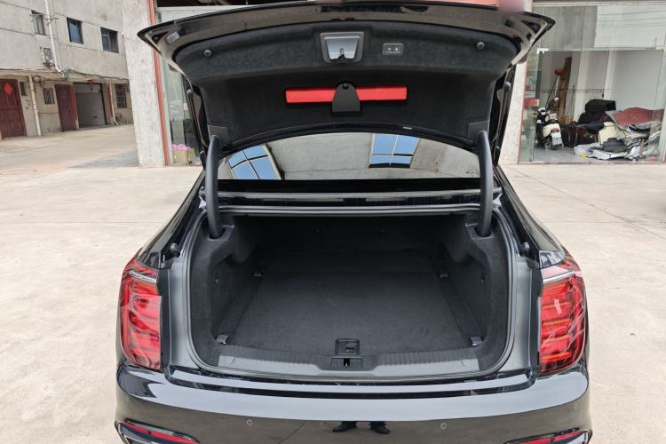 Used Hongqi H9 2024 2.0T Qichang Private Enjoyment Luxury Edition
