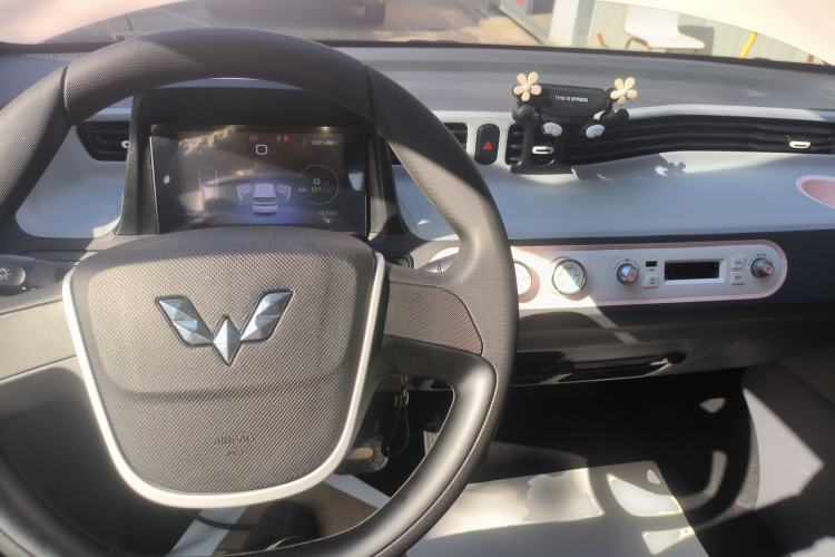 Used Wuling Hongguang MINIEV 2021 Macaron Fashion Model Lithium Iron Phosphate