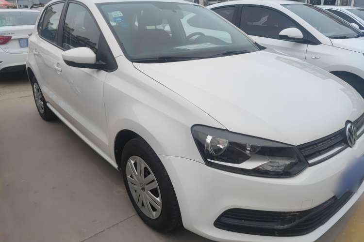 Used Volkswagen Polo 2016 1.4L Manual Fashion Model
