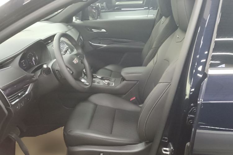 Used Cadillac XT4 2021 28T Two-Wheel Drive Tech Edition
