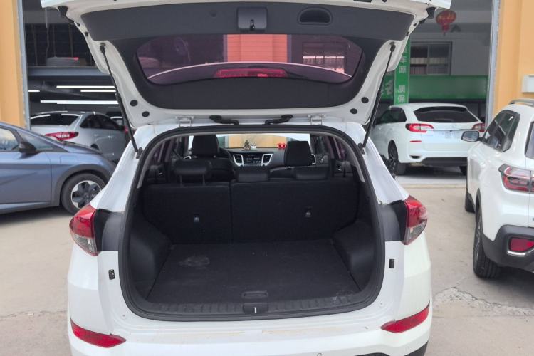 Used Hyundai Tucson 2018 1.6T Dual-Clutch Two-Wheel Drive 15th Anniversary Special Edition