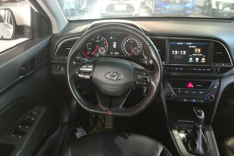 Used Hyundai Elantra 2016 1.4T Dual-Clutch Xuan Dong · Dynamic Version
