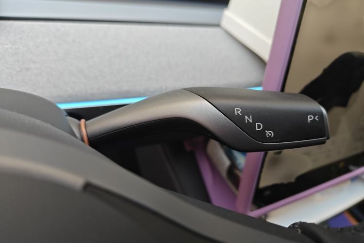 Used Tesla Model Y 2024 Rear-Wheel-Drive Version
