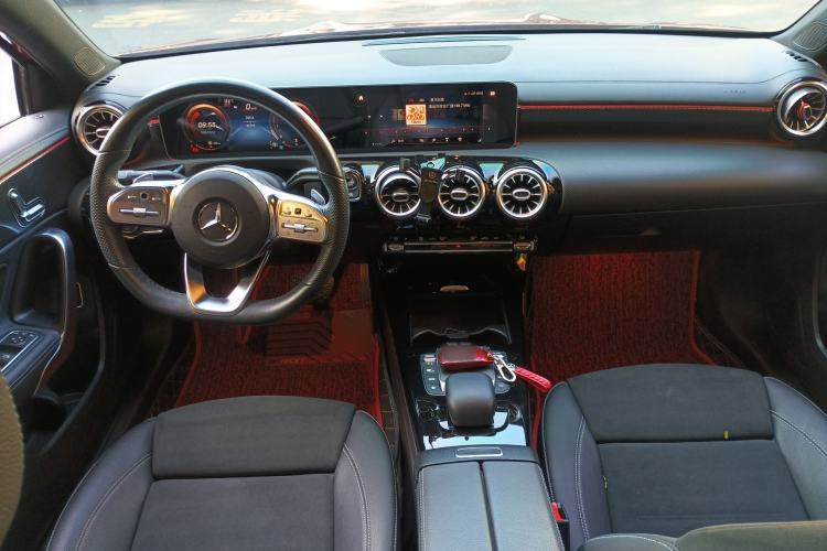 Used Mercedes-Benz A-Class 2020 Restyled A 200 L Sport Sedan Fashion Version
