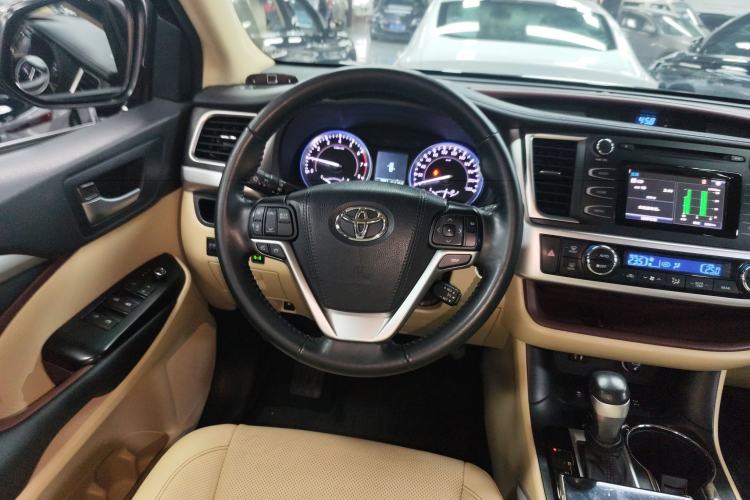 Used Toyota Highlander 2017 2.0T Four-Wheel Drive Luxury Edition 7 Seats
