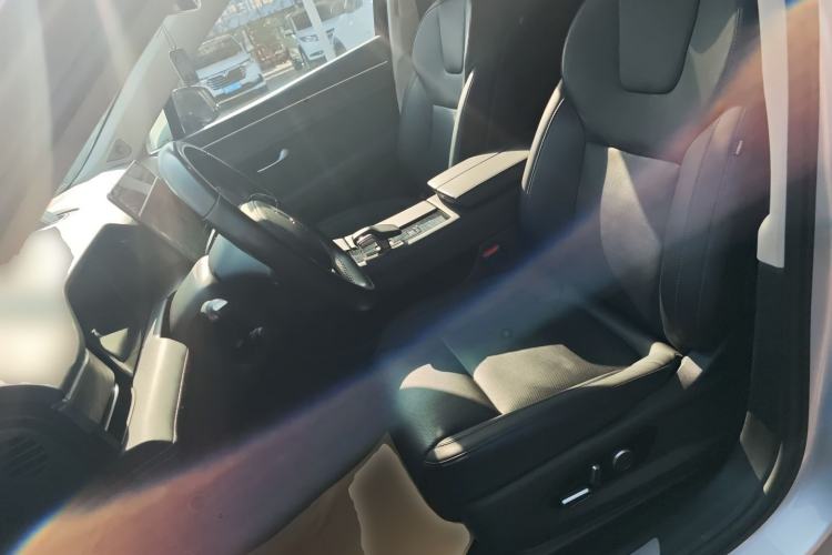 Used Hima AITO M5 2022 Extended-Range Four-Wheel Drive Performance Version
