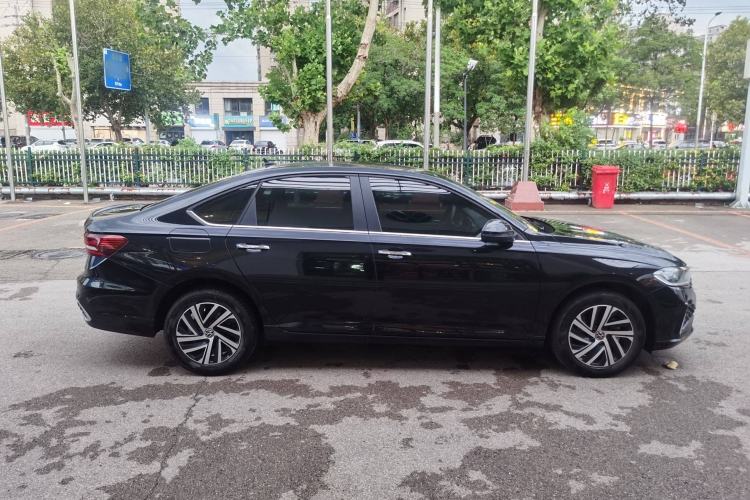 Used Volkswagen Lavida 2024 300TSI DSG Starry Sky Deluxe Edition
