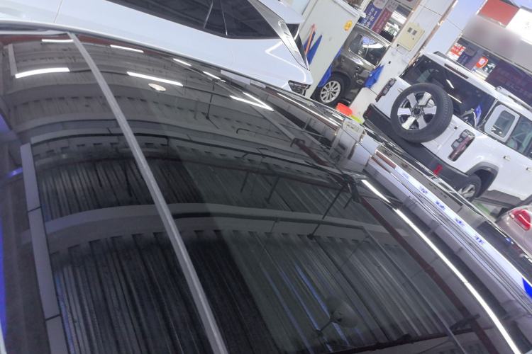 Used Mercedes-Benz E-Class 2019 E 300 L Sporty and Stylish Model
