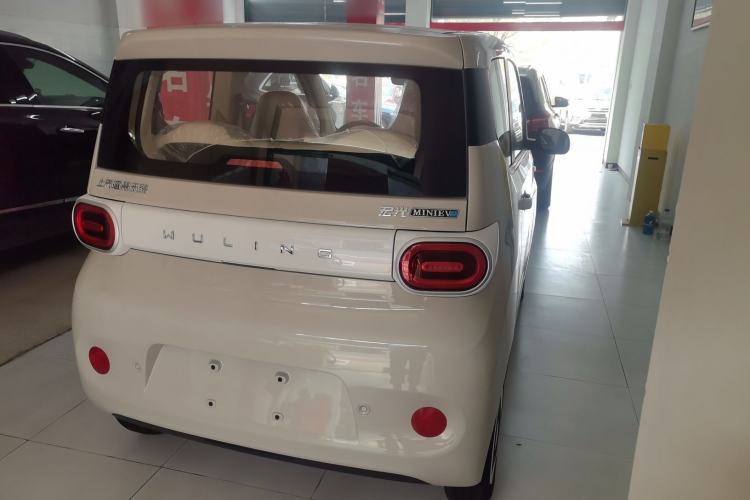 Used Wuling Hongguang MINIEV 2024 3rd Generation 215km Youth Edition
