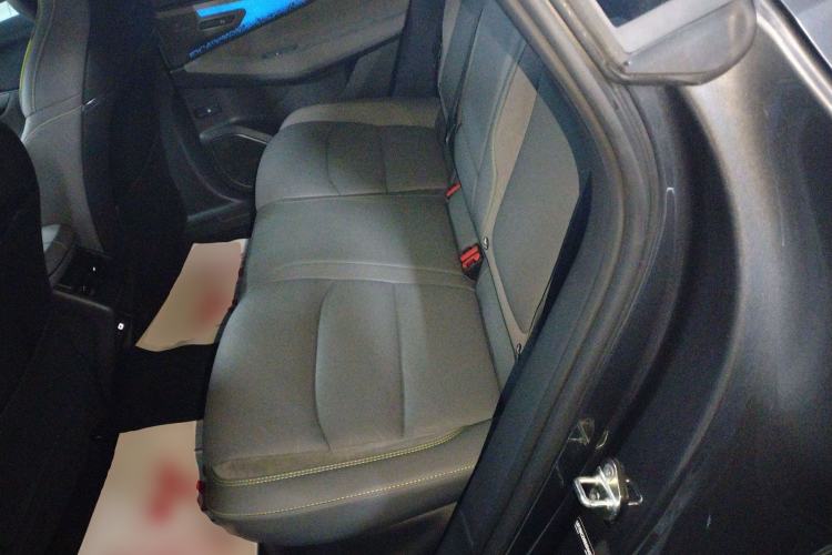 Used Lynk & Co 08 EM-P 2025 120km Long-Range Pro