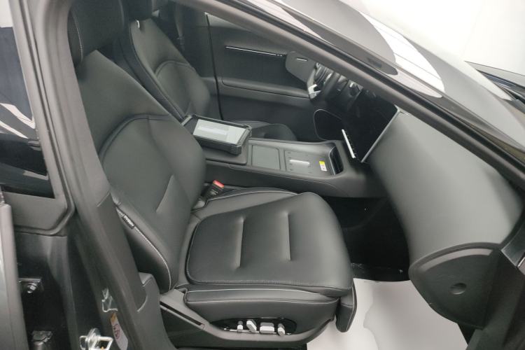 Used  12 2025 Ultra Extended-Range Edition