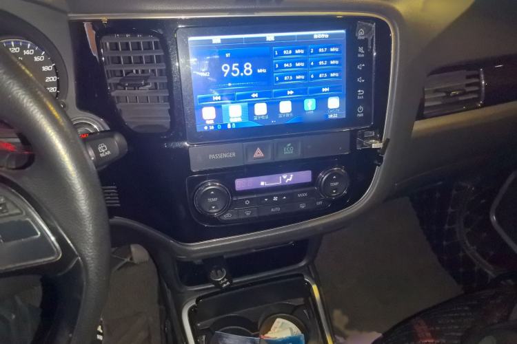 Used Mitsubishi Outlander 2018 2.0L Two-Wheel Drive Glory Edition 5 Seats