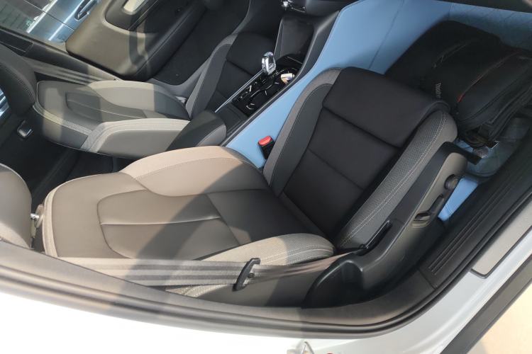 Used Volvo XC40 2023 B3 Zhiyuan Luxury Edition