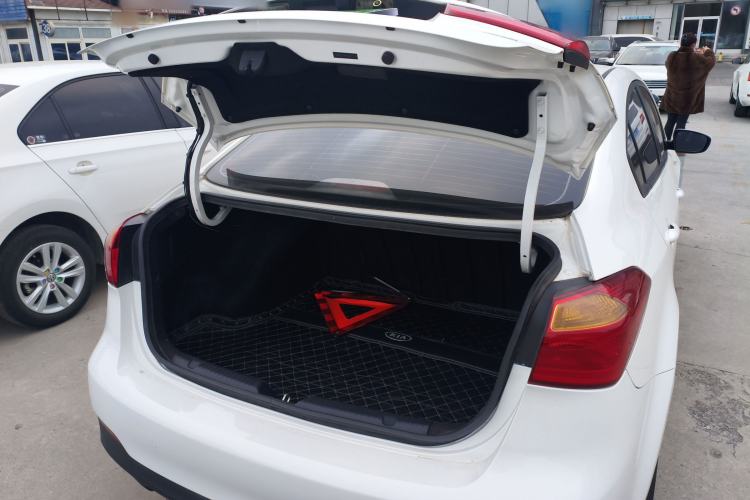 Used Kia K3 2015 1.6L Automatic GL
