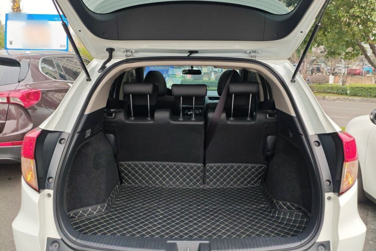 Used Honda Vezel 2020 1.5L CVT Pioneer Edition