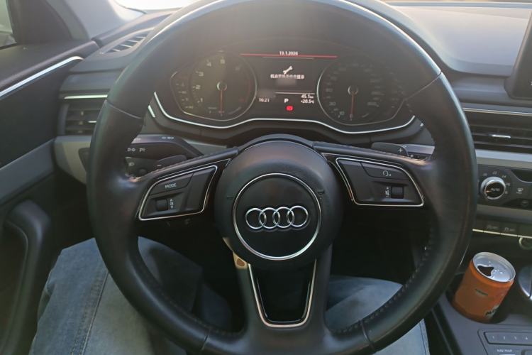 Used Audi A4L 2018 30th Anniversary Edition 30 TFSI Ambition Model
