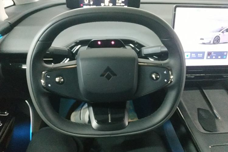 Used  GT 2023 560 Rear-Drive Seven-Wing Edition
