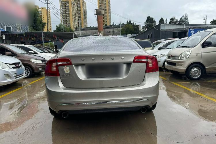 Used Volvo S60 2016 S60L T4 Zhiyuan Edition
