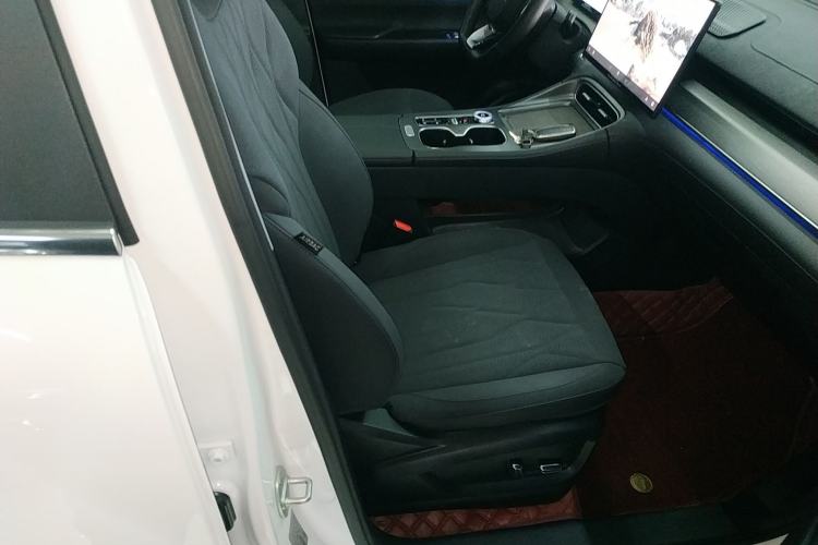 Used Chery Tiggo 8 PLUS 2025 290TGDI DCT Luxury 7-Seater
