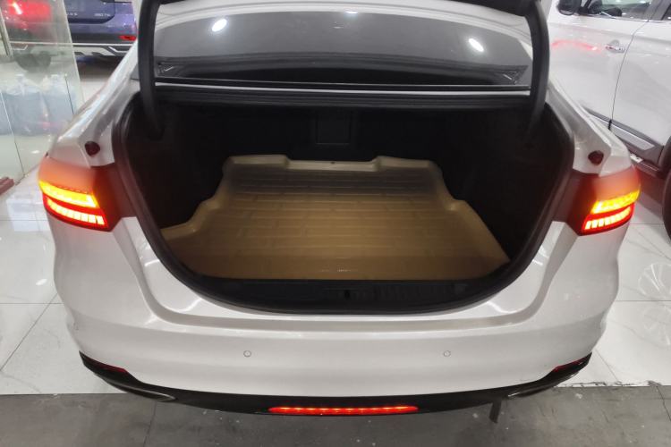 Used Ford Taurus 2019 EcoBoost 245 Premium Edition
