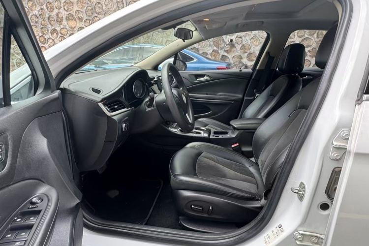 Used Buick Verano 2017 Sedan 20T Dual-Clutch Elite Model
