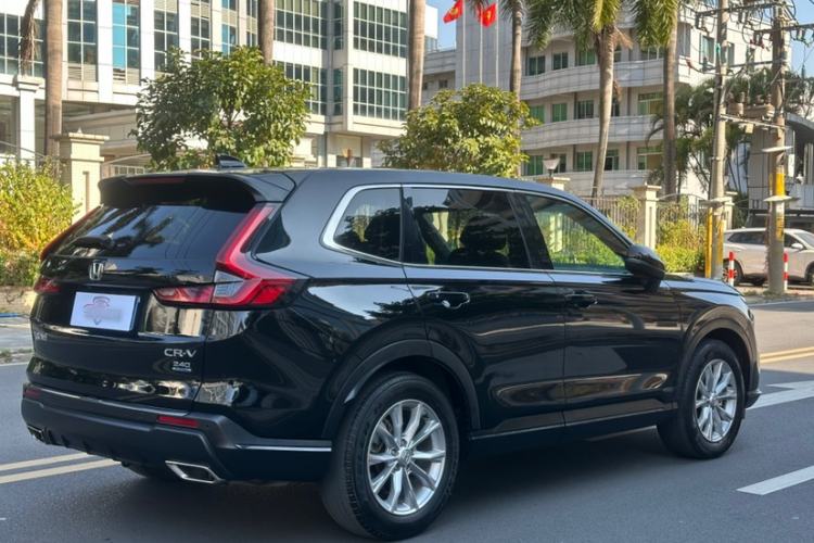 Used Honda CR-V 2023 240TURBO Two-Wheel Drive Deluxe Edition 7 Seats
