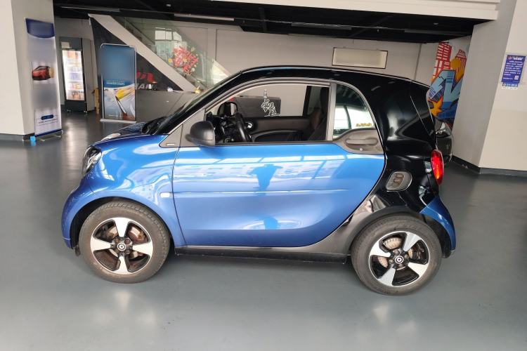 Used  fortwo 2018 1.0L 52kW Hardtop Passion Edition China V Standard
