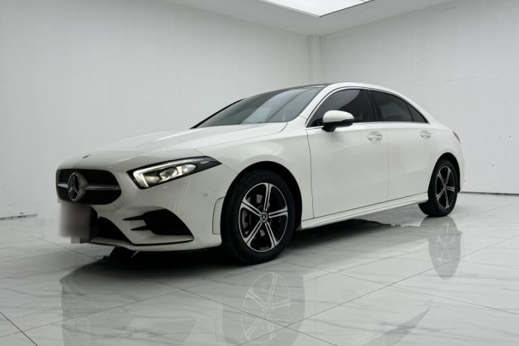 Used Mercedes-Benz A-Class 2022 Revised Version A 200 L Sport Sedan Fashionable Style