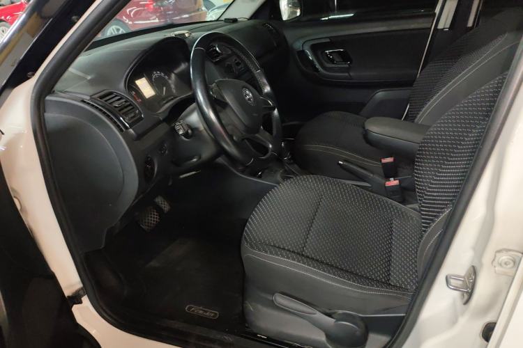 Used Skoda Fabia 2014 1.6L Automatic Sport Edition
