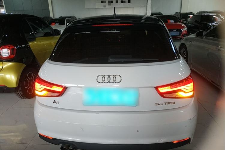 Used Audi A1 2016 30 TFSI Sportback Design Fashion Edition
