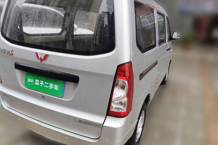 Used Wuling Rongguang 2014 1.2L S Base Model
