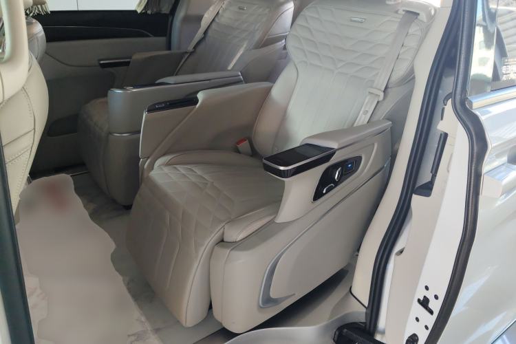 Used Buick GL8 2023 ES Lu Zun Comfort Model
