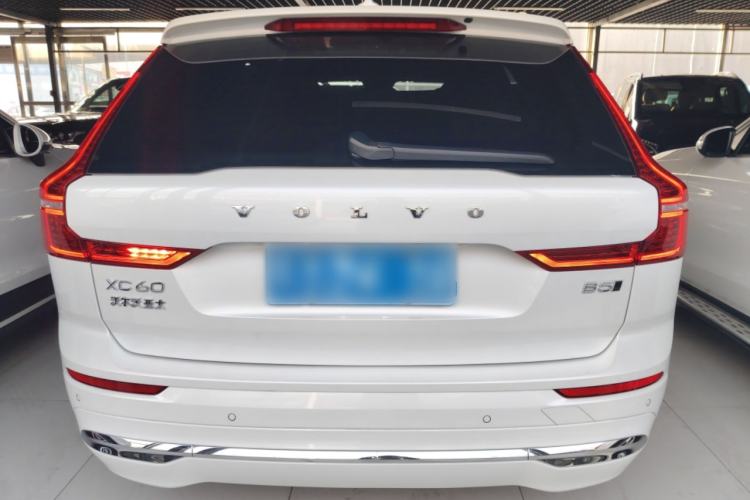 Used Volvo XC60 2025 B5 4x4 Smart Luxury Edition
