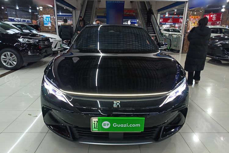 Used BYD Han 2024 EV Glory Edition 506KM Front-Wheel-Drive Premium Model
