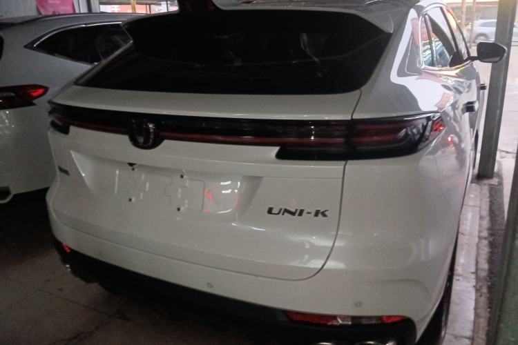 Used Changan UNI-K 2024 2.0T Two-Wheel Drive YueShang Trim

