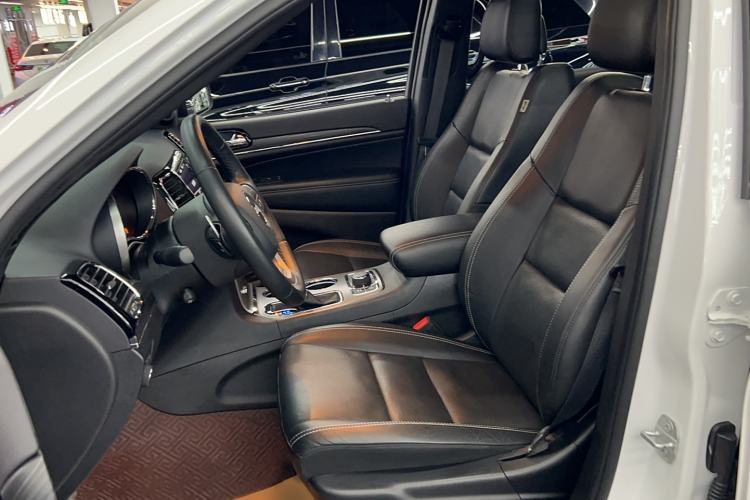 Used  Grand Cherokee 2021 3.0L 80th Anniversary Edition
