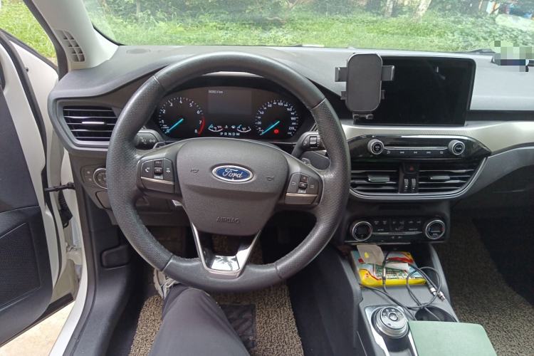 Used Ford Focus 2019 Sedan EcoBoost 180 Automatic Trend Edition